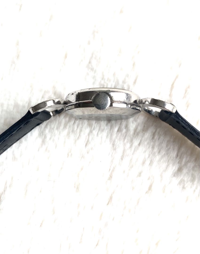 Waltham Analog Mechanical (Manual) Women Women