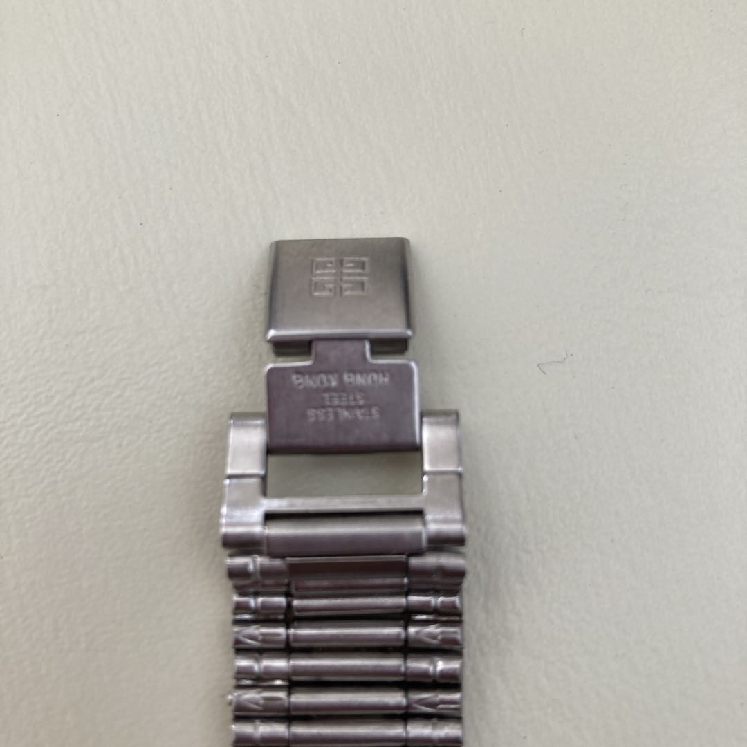 Givenchy Analog Quartz Women