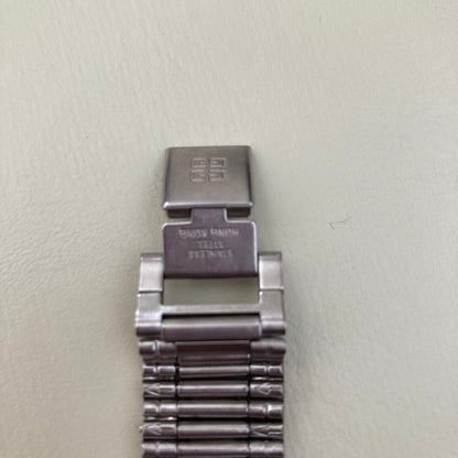 Givenchy Analog Quartz Women