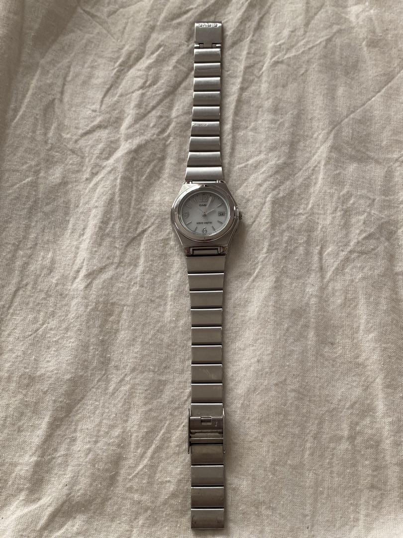 Casio Wave Ceptor LWQ-10DJ-7A Analog Quartz Women