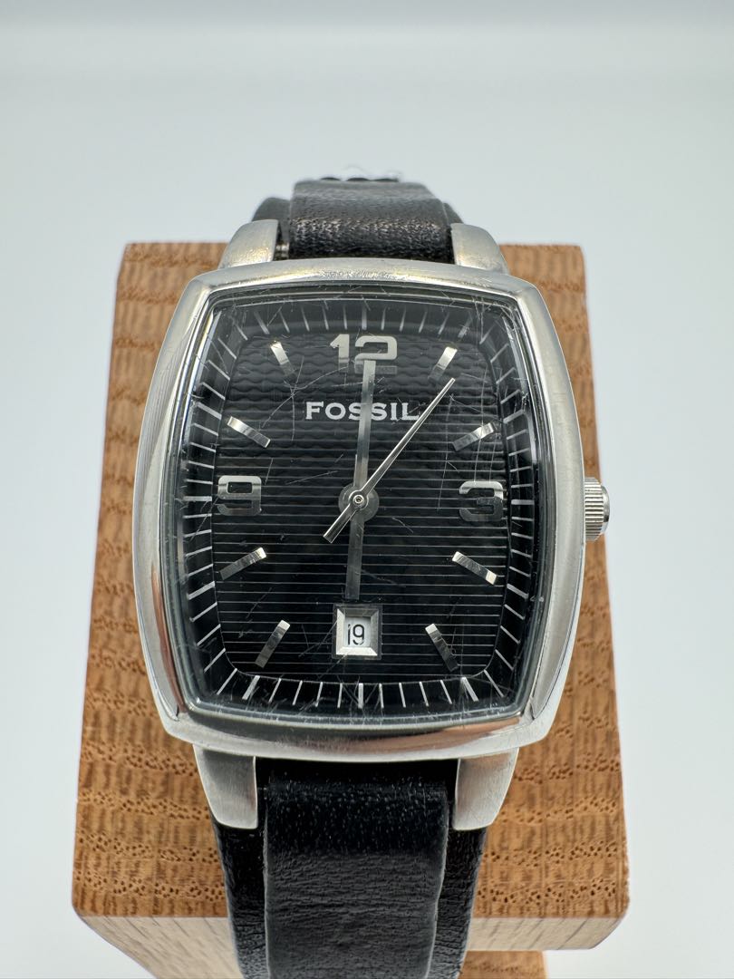 Fossil Analog Quartz Men Leather Strap Watch Black