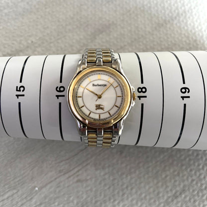 BURBERRY 5530-F52321 Analog Quartz Men