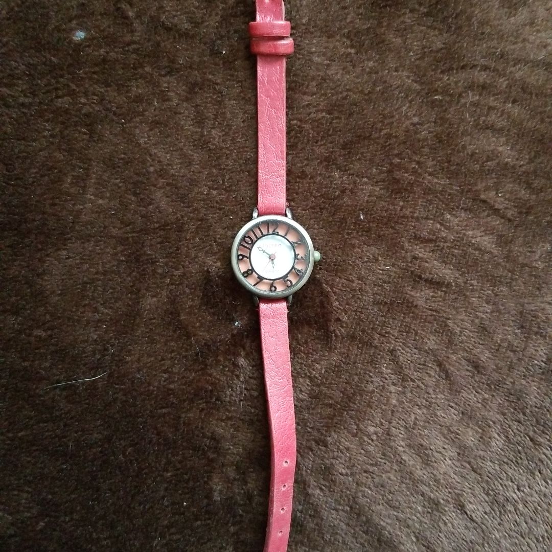 LUCERO Analog Quartz Women
