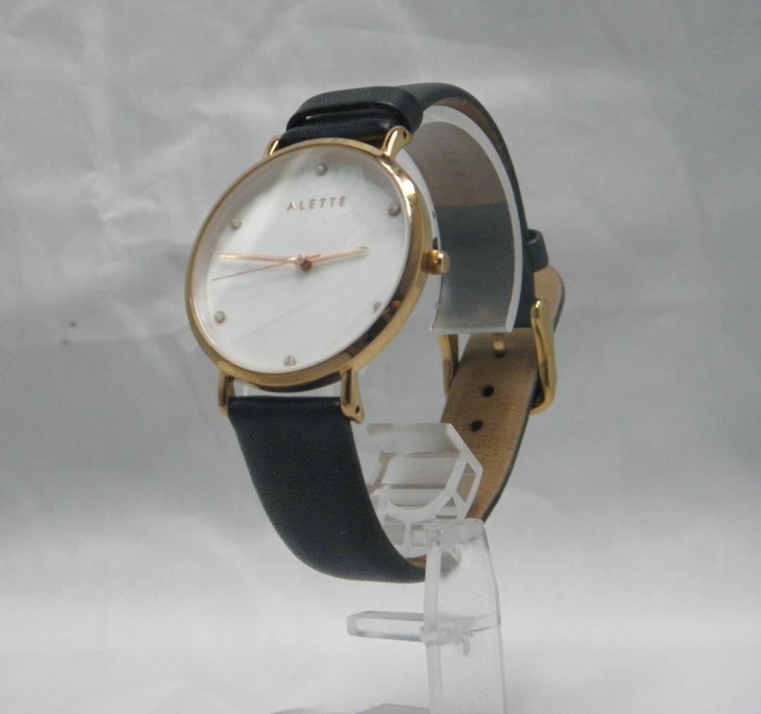 Alette Blanc Analog Quartz Men