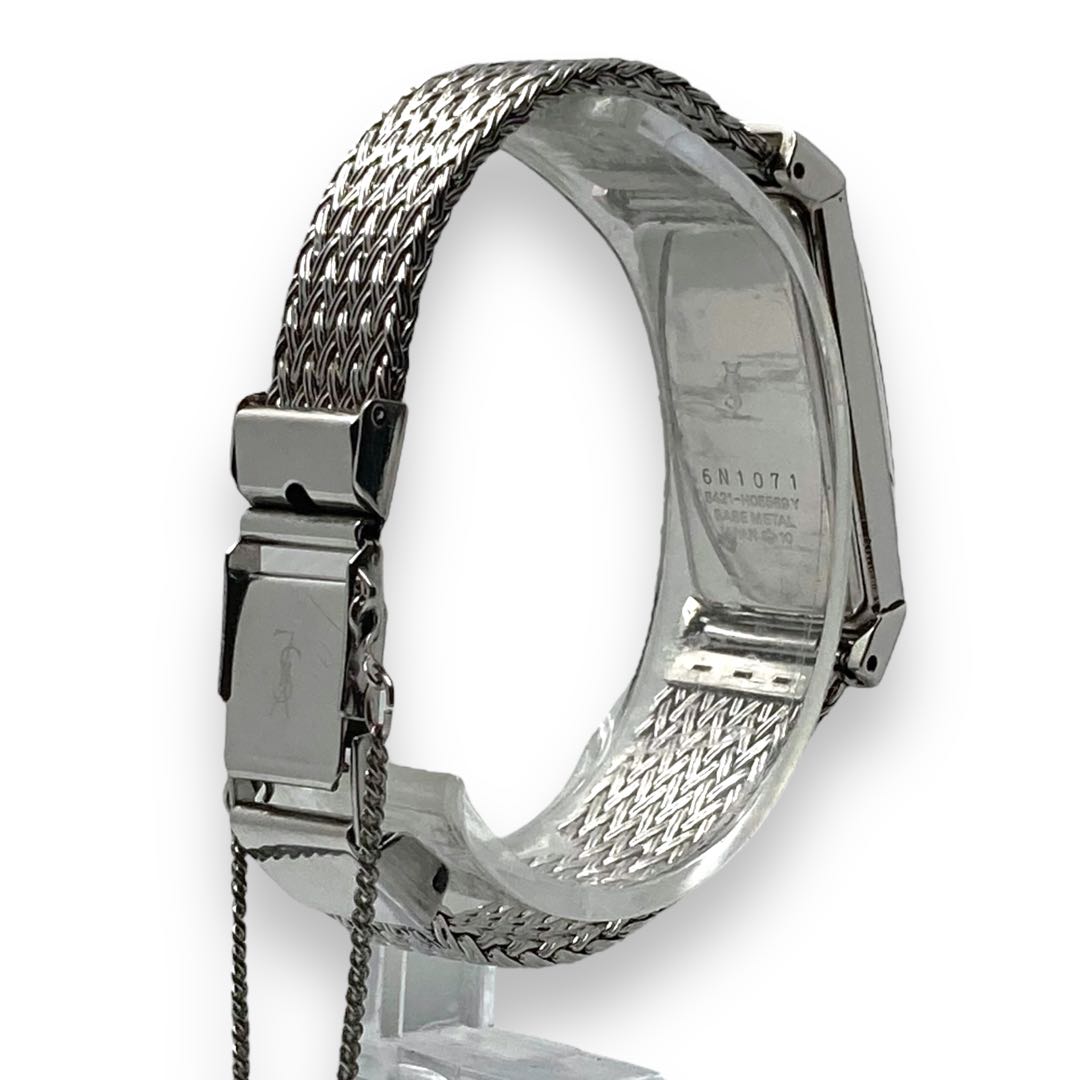 Ysl/yves Saint Laurent Analog Quartz Women Women Yves Saint Laurent Ysl Watch Rectangular Case Excellent Condition