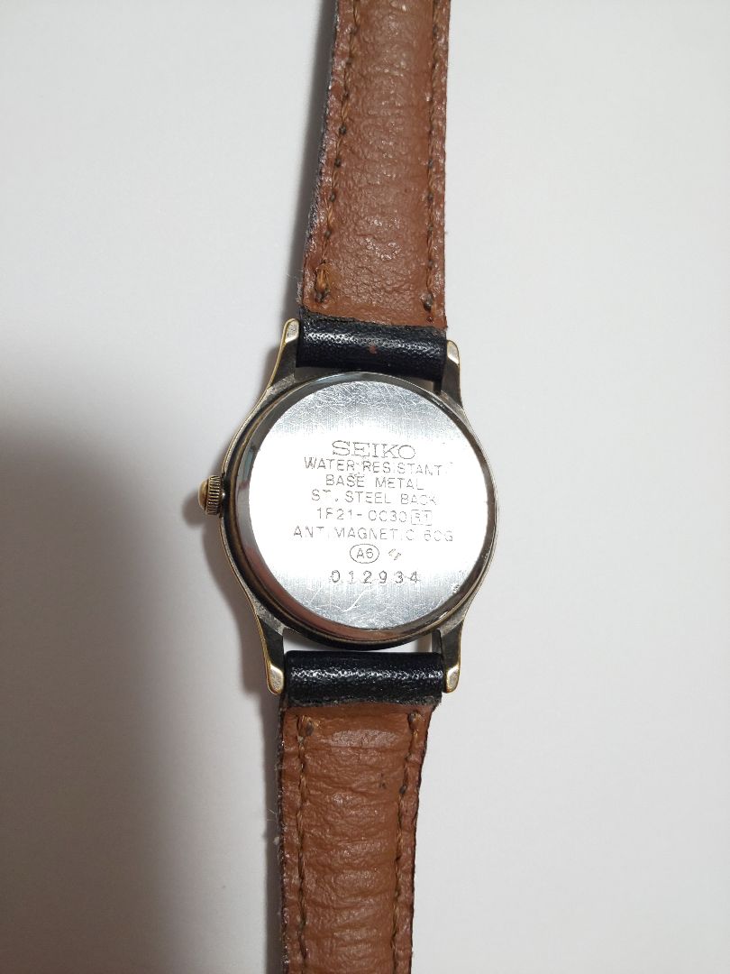 Seiko Analog Quartz Women
