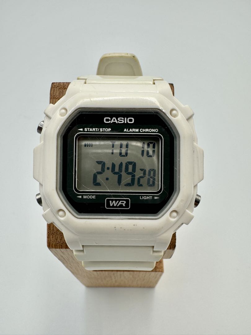 Casio F-108WH Digital Quartz Men