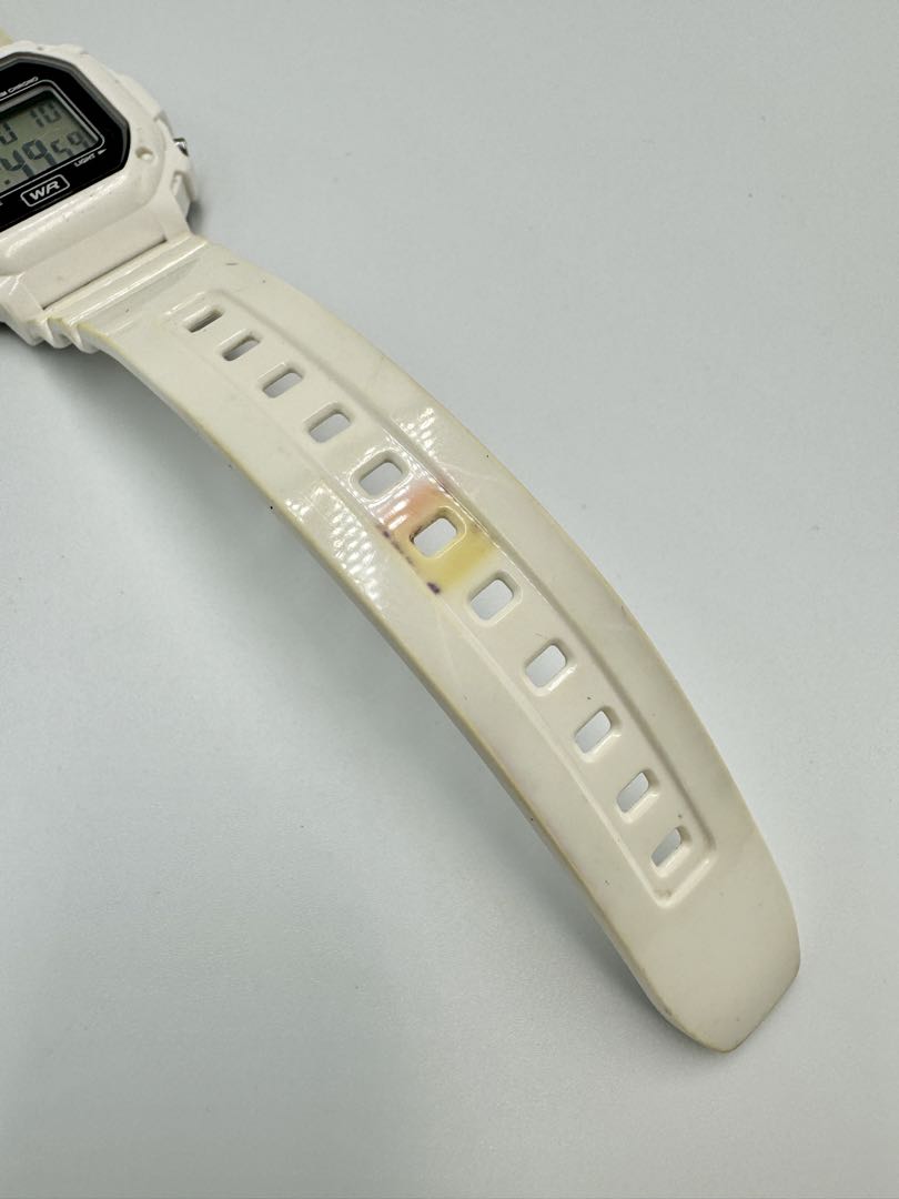 Casio F-108WH Digital Quartz Men