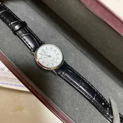 Analog Quartz Women