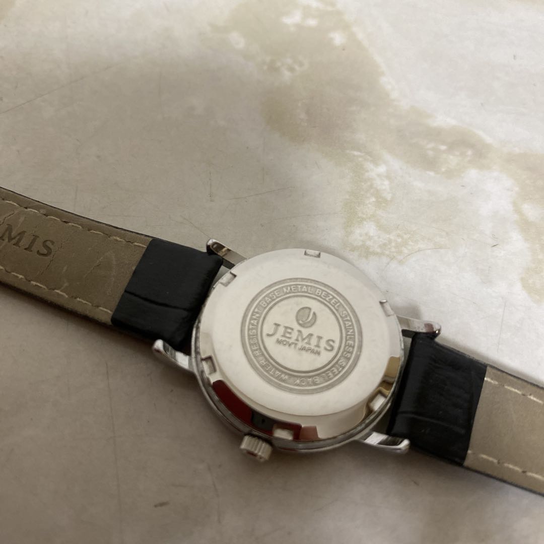 Analog Quartz Women