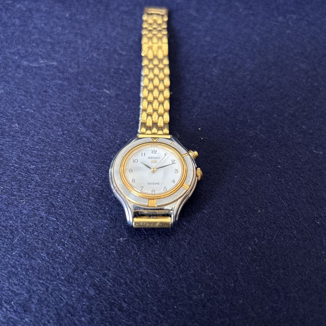 Seiko Dolce Analog Mechanical (Automatic) Women