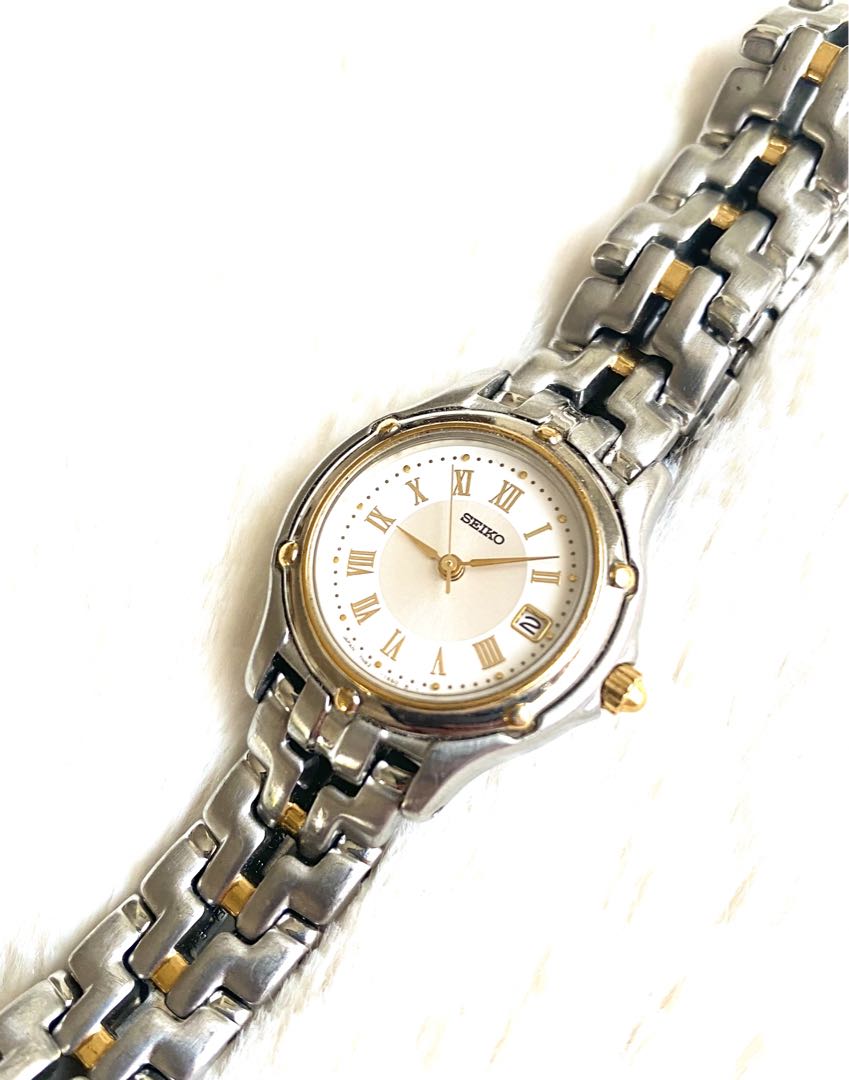 Seiko Analog Quartz Women