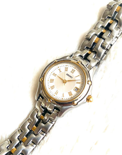 Seiko Analog Quartz Women