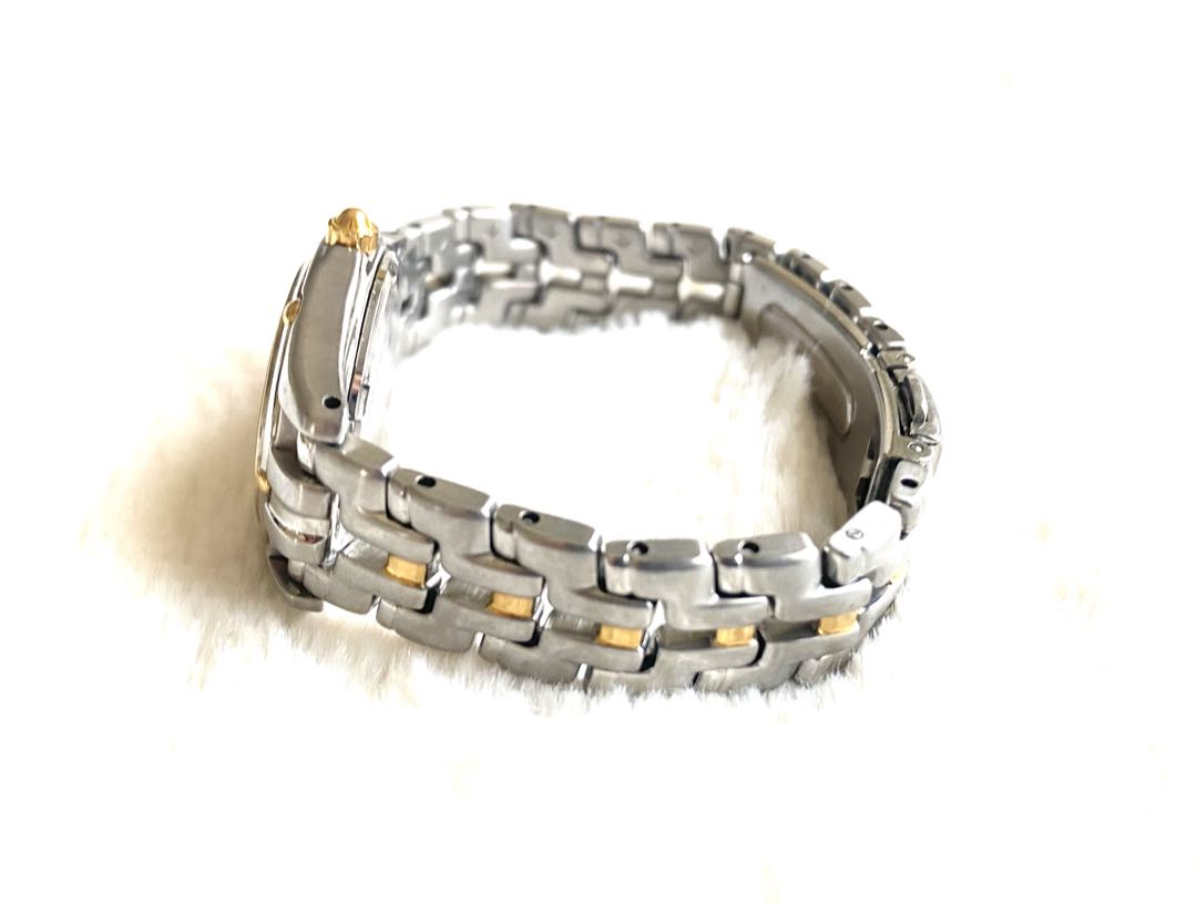 Seiko Analog Quartz Women