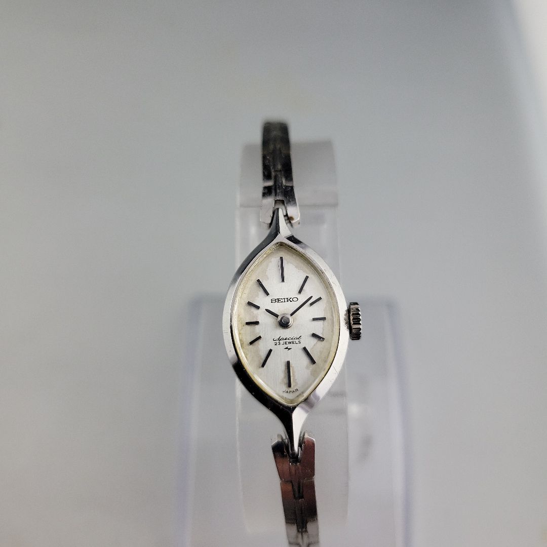 Seiko X12MM Analog Mechanical (Manual) Women