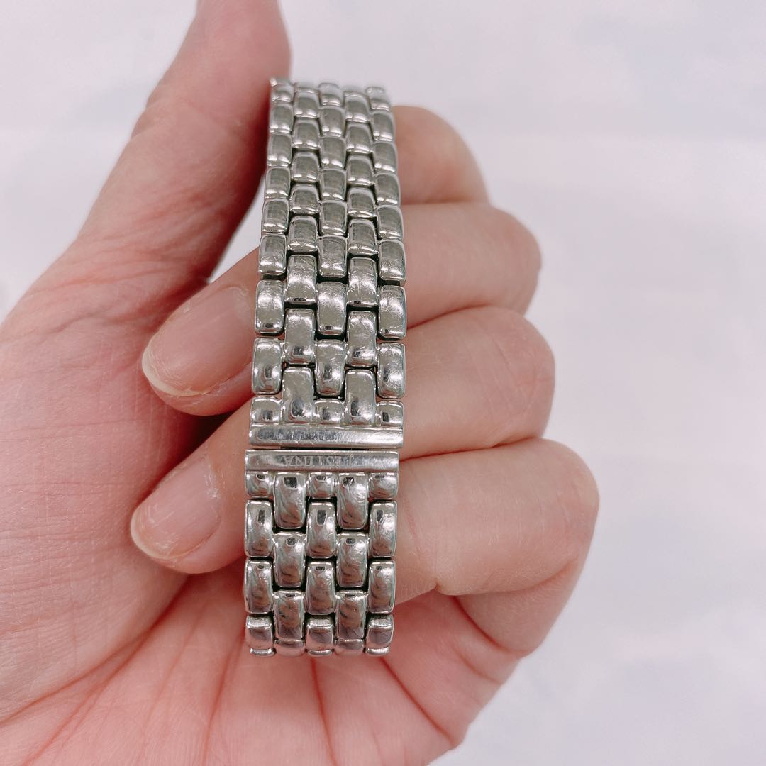 Analog Quartz Women