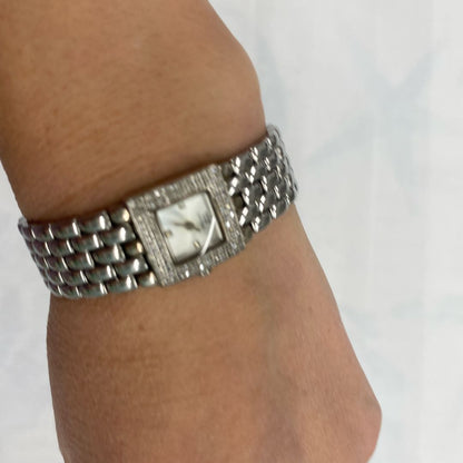 Analog Quartz Women