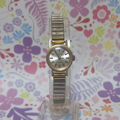 Tissot 1970S Analog Mechanical (Manual) Women Women