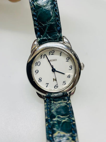 Seiko 1F21-0050 Analog Quartz Women Qz Pre-owned
