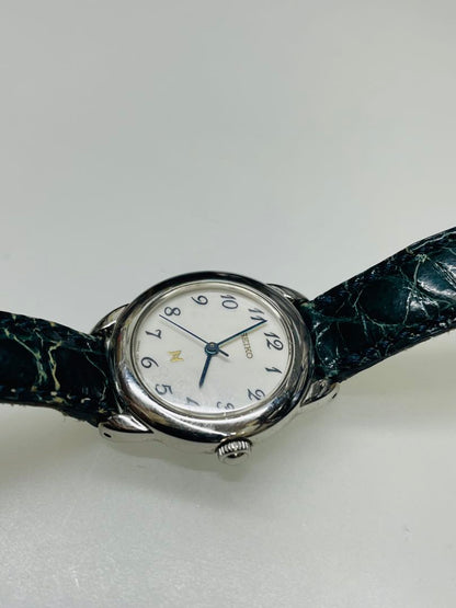 Seiko 1F21-0050 Analog Quartz Women Qz Pre-owned