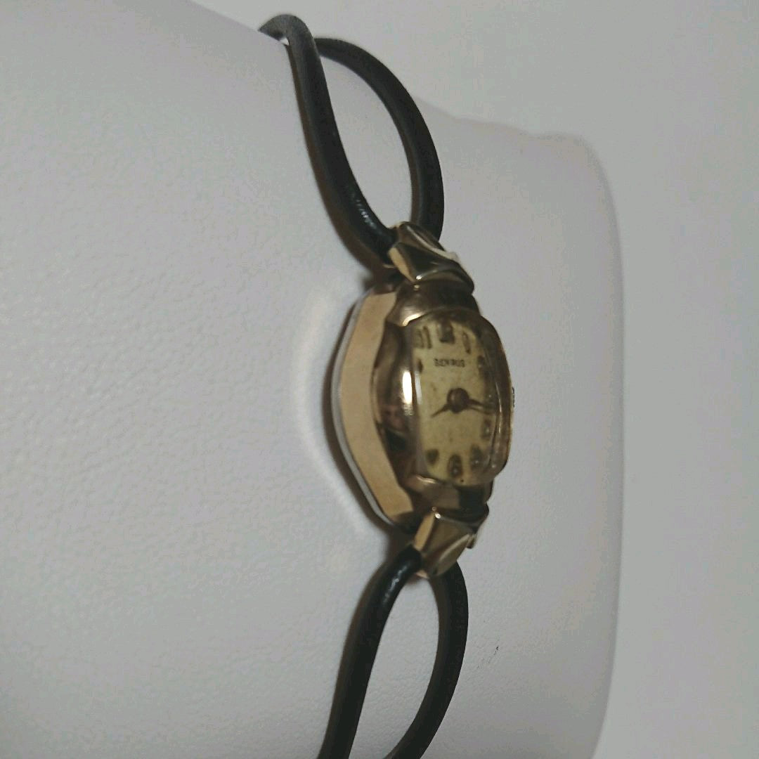 Benrus 666886 Analog Mechanical (Manual) Women