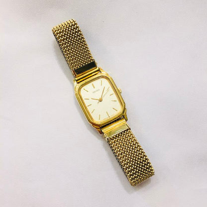 Seiko Analog Quartz Women