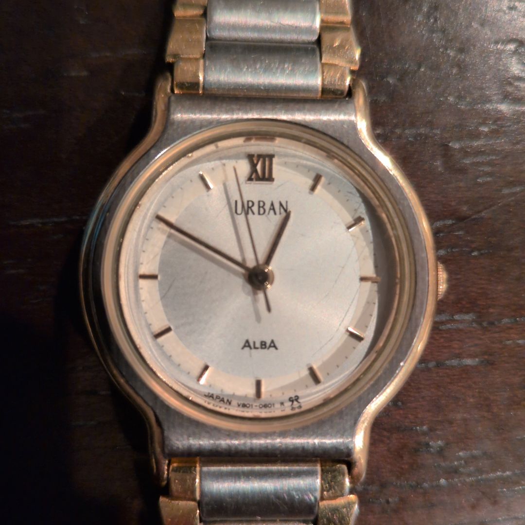 Seiko ALBA URBAN Analog Quartz Women