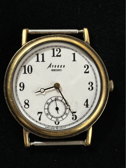 Seiko Avenue 2K23-6040 Analog Quartz Women