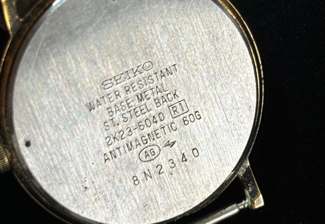 Seiko Avenue 2K23-6040 Analog Quartz Women