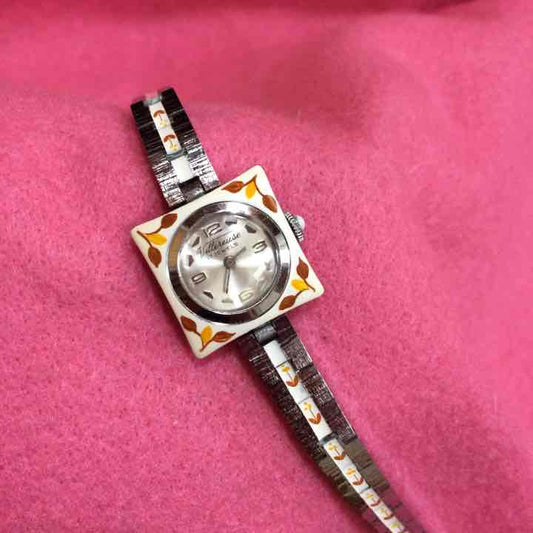 Adlereuse Analog Mechanical (Manual) Women