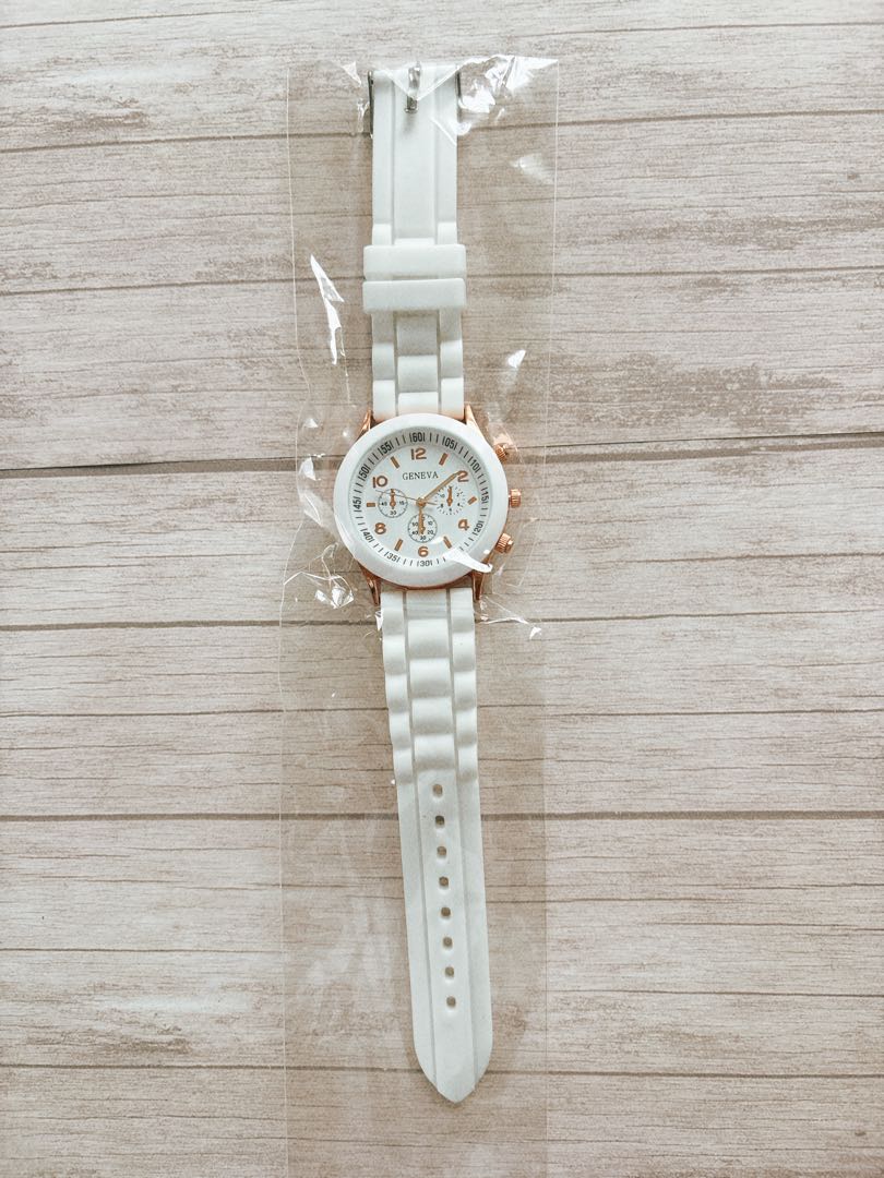 Geneva 146.8 Analog Quartz Women