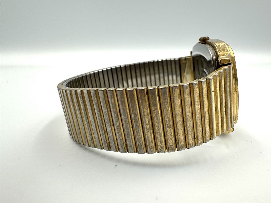 TIMEX Q Quartz Watch FOR PARTS