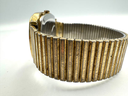 TIMEX Q Quartz Watch FOR PARTS