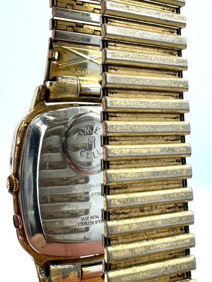 TIMEX Q Quartz Watch FOR PARTS