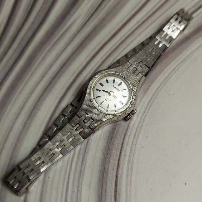 Seiko 1960S Analog Mechanical (Manual) Women
