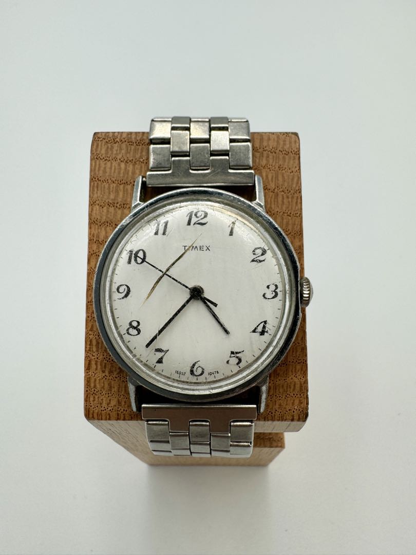 TIMEX Manual Winding Watch Cracked Case NOT WORKING FOR PARTS