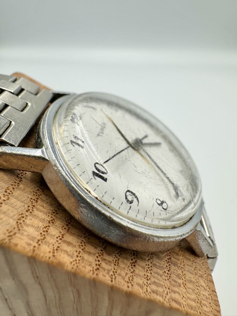 TIMEX Manual Winding Watch Cracked Case NOT WORKING FOR PARTS