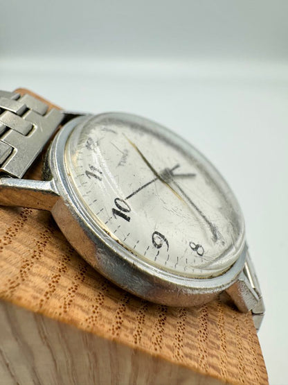 TIMEX Manual Winding Watch Cracked Case NOT WORKING FOR PARTS