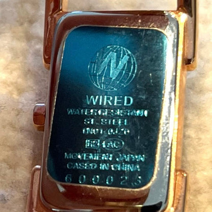 Seiko wired Analog Quartz Women