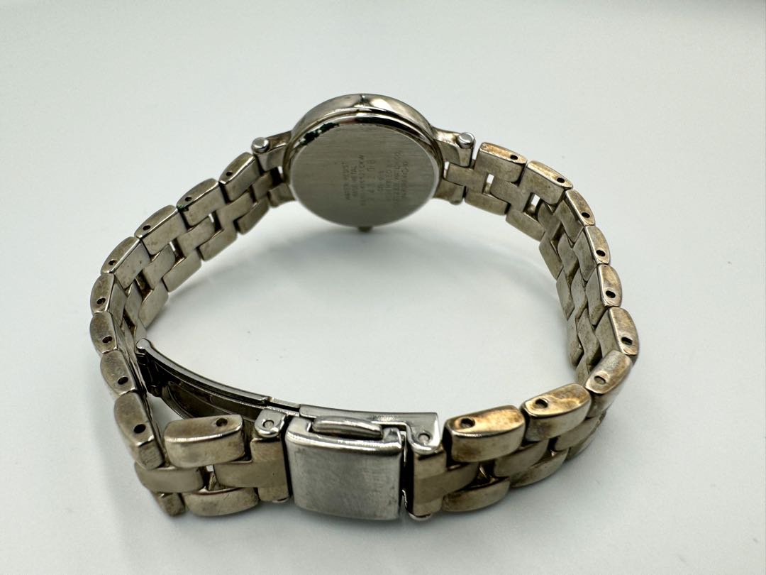 Citizen Eco-drive E030-K16521 Analog Quartz Women Solar