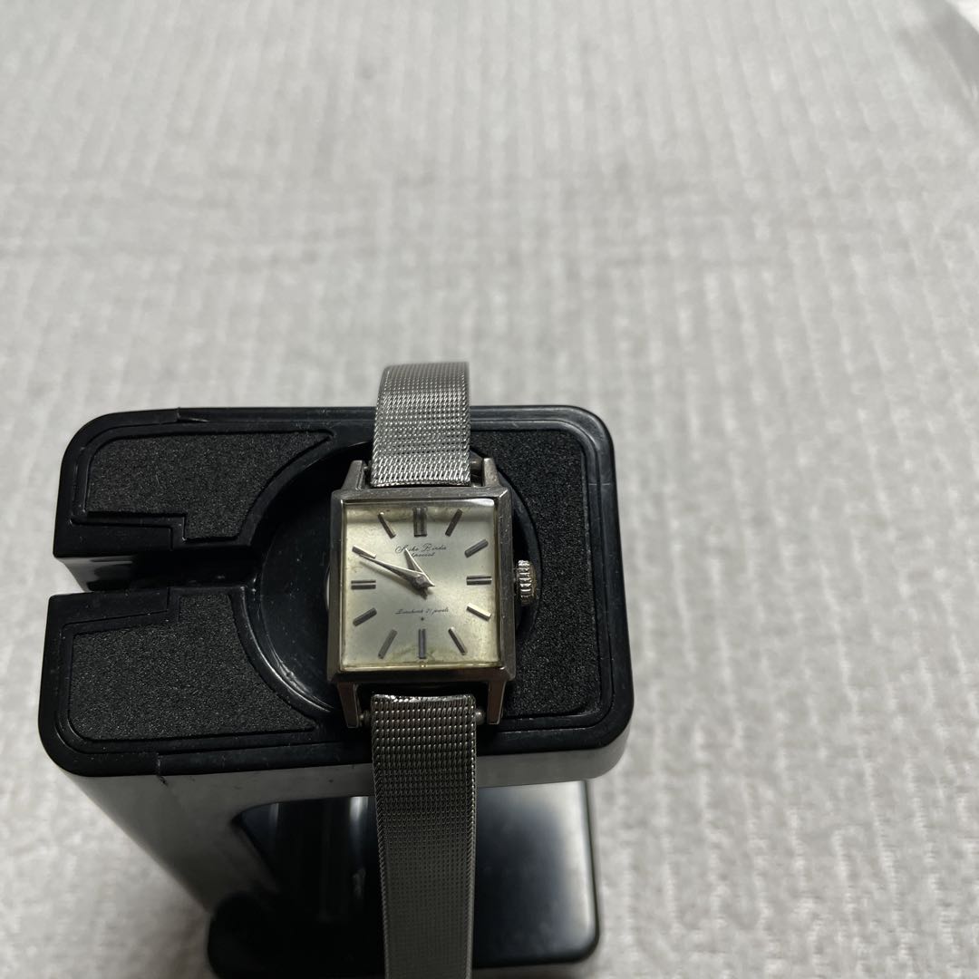 Seiko Special Birdie special Analog Mechanical (Manual) Women