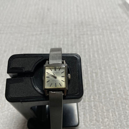 Seiko Special Birdie special Analog Mechanical (Manual) Women
