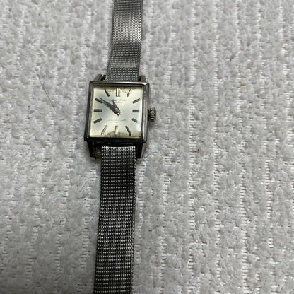 Seiko Special Birdie special Analog Mechanical (Manual) Women