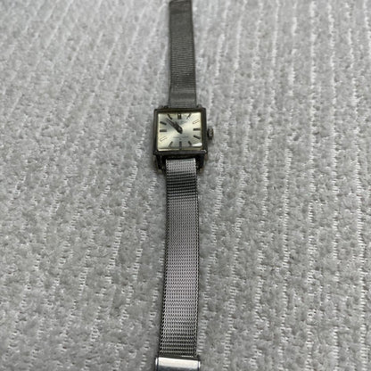 Seiko Special Birdie special Analog Mechanical (Manual) Women