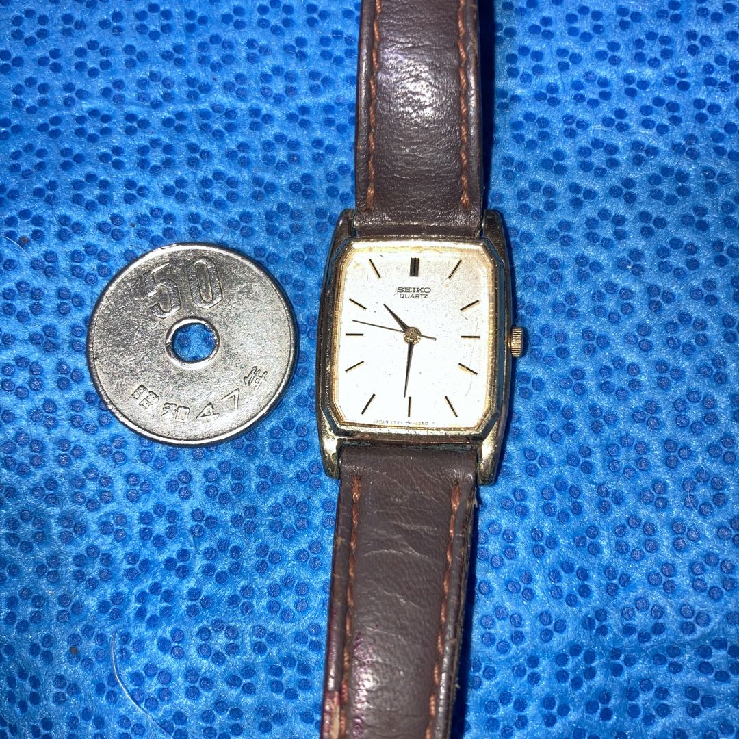 Seiko Analog Quartz Women Gold Square Running Thickness 3.5mm Women's Rare Item