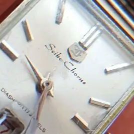 Seiko Diashock diashock 2107-3104 Analog Mechanical (Manual) Women