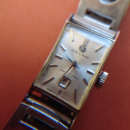 Seiko Diashock diashock 2107-3104 Analog Mechanical (Manual) Women