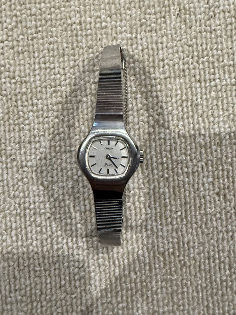 Citizen Special 4-673395 Analog Mechanical (Manual) Women