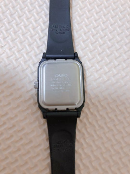 Casio LQ-142E-7A Analog Quartz Women