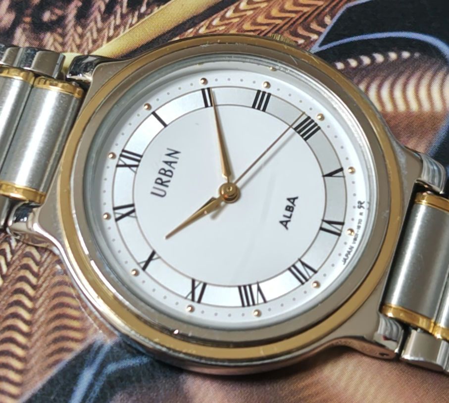 Seiko Roman URBAN V801-0430 Analog Quartz Men